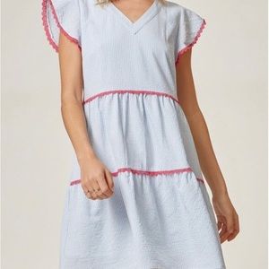 Andree By Unit | lt blue and white seersucker tiered shift dress, sz L